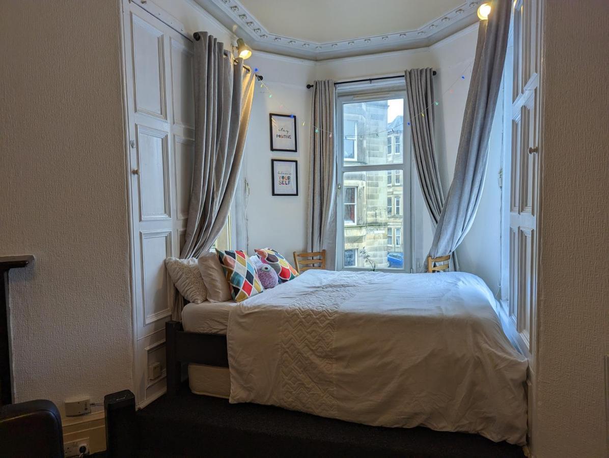 Huge Room In The City Edinburgh Buitenkant foto
